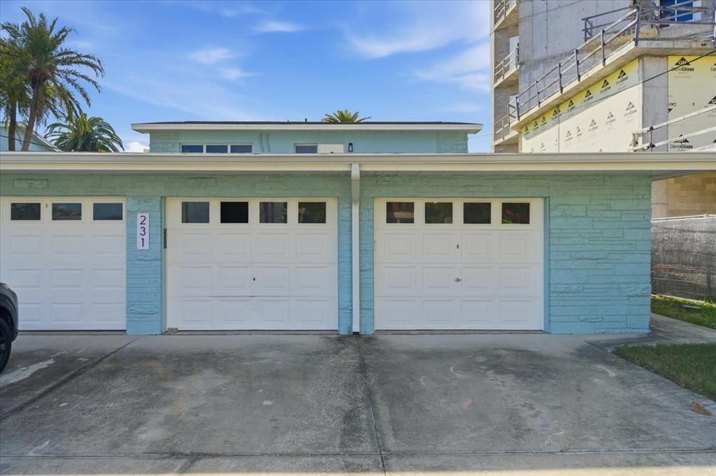 For Sale: $328,000 (2 beds, 2 baths, 793 Square Feet)