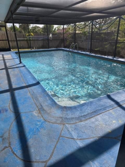 На продажу: $205,000 (2 спален, 1 ванн, 1253 Квадратных фут)