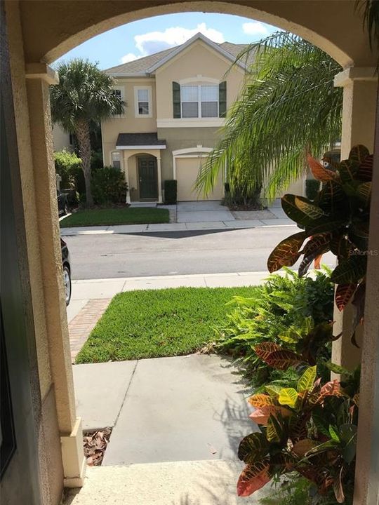 For Rent: $2,350 (3 beds, 2 baths, 1602 Square Feet)