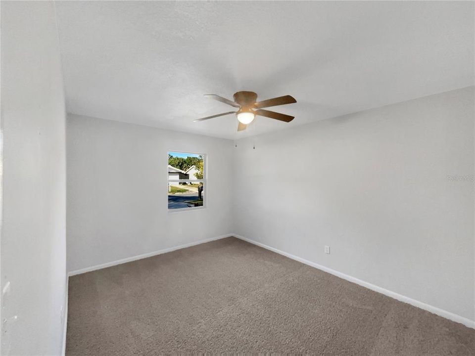 На продажу: $232,000 (3 спален, 1 ванн, 917 Квадратных фут)