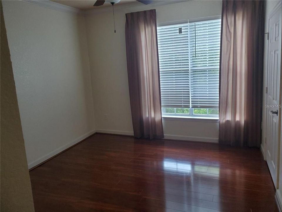 For Sale: $189,000 (2 beds, 2 baths, 1137 Square Feet)