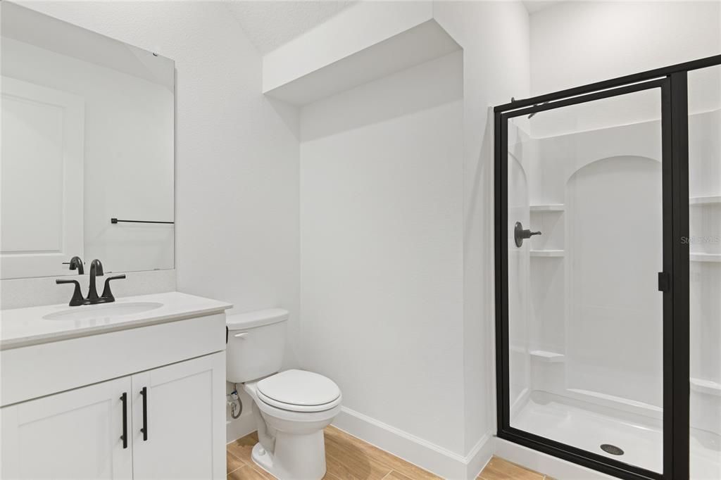 En Venta: $524,948 (4 camas, 3 baños, 2670 Pies cuadrados)