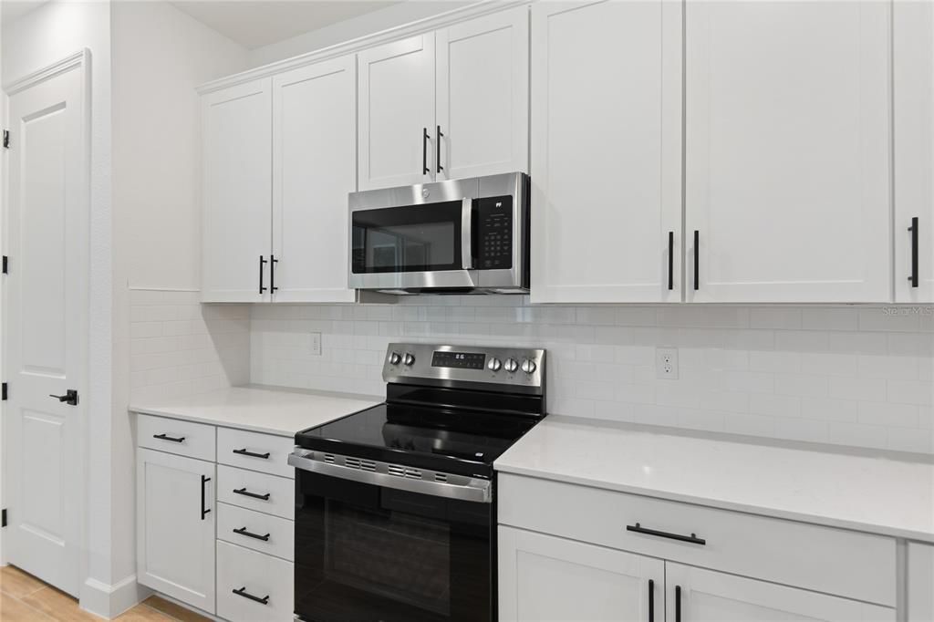 En Venta: $524,948 (4 camas, 3 baños, 2670 Pies cuadrados)