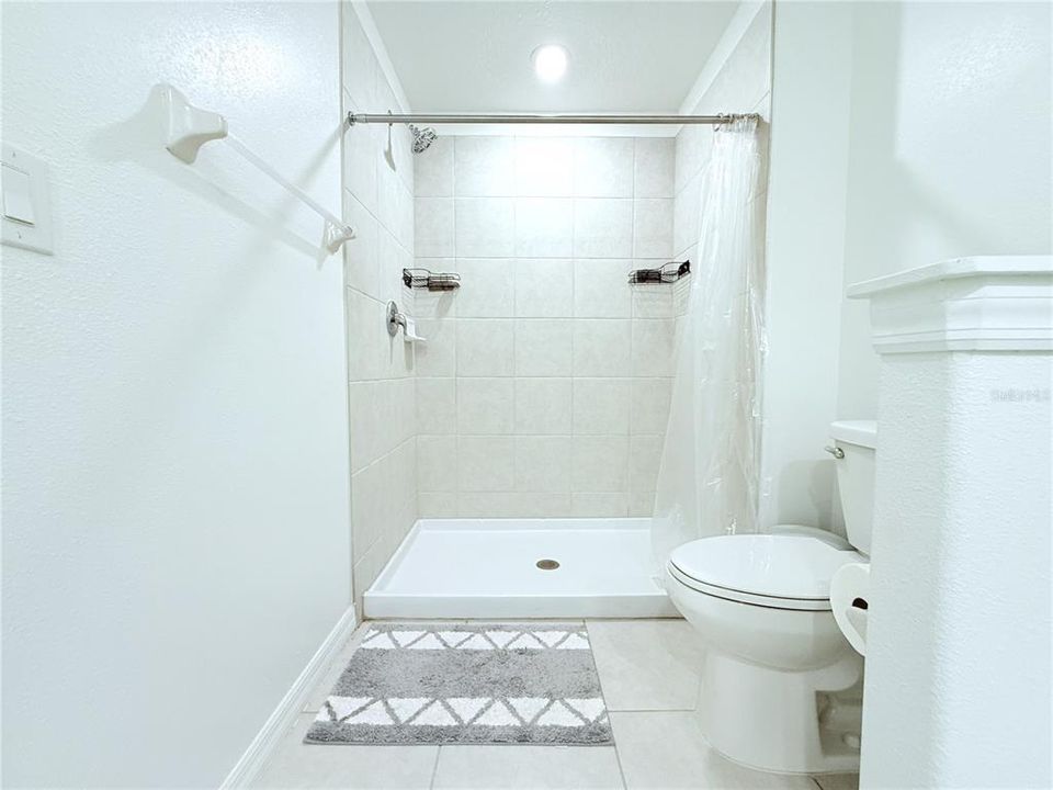 For Rent: $1,950 (3 beds, 2 baths, 1666 Square Feet)