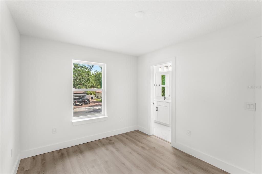 На продажу: $650,000 (4 спален, 3 ванн, 2351 Квадратных фут)