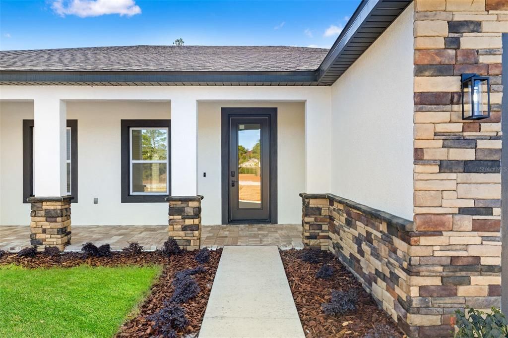 待售: $479,000 (4 贝兹, 3 浴室, 2345 平方英尺)