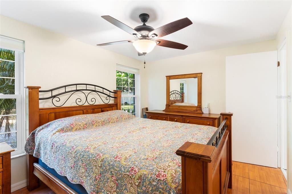 For Sale: $612,875 (3 beds, 2 baths, 1723 Square Feet)