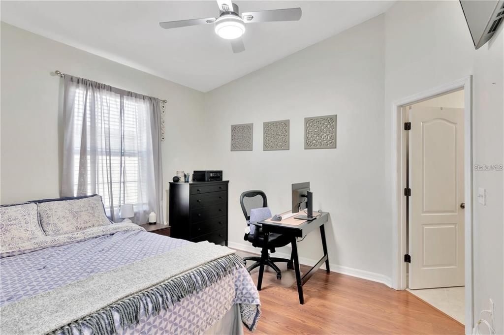 En Renta: $1,800 (2 camas, 2 baños, 1260 Pies cuadrados)