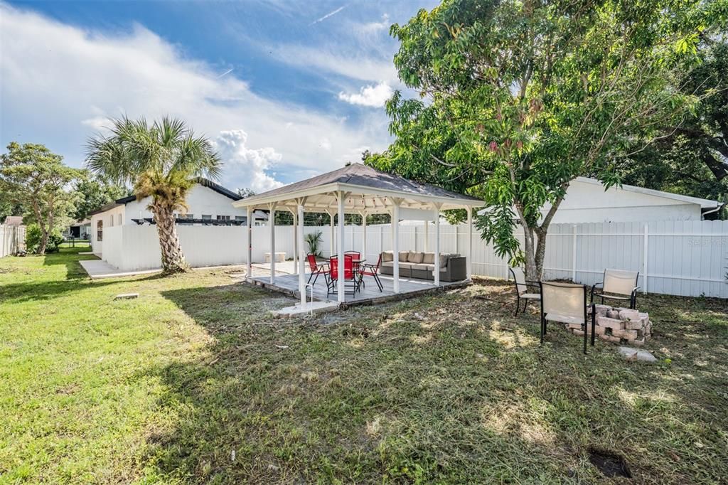 For Sale: $780,000 (3 beds, 2 baths, 2226 Square Feet)