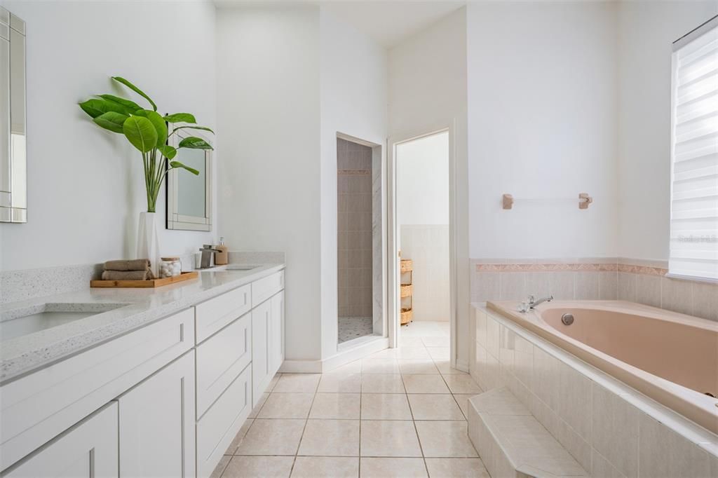 For Sale: $780,000 (3 beds, 2 baths, 2226 Square Feet)