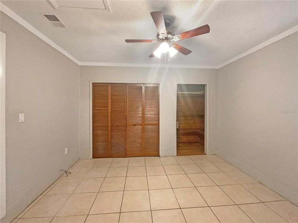 For Sale: $258,000 (3 beds, 1 baths, 1131 Square Feet)