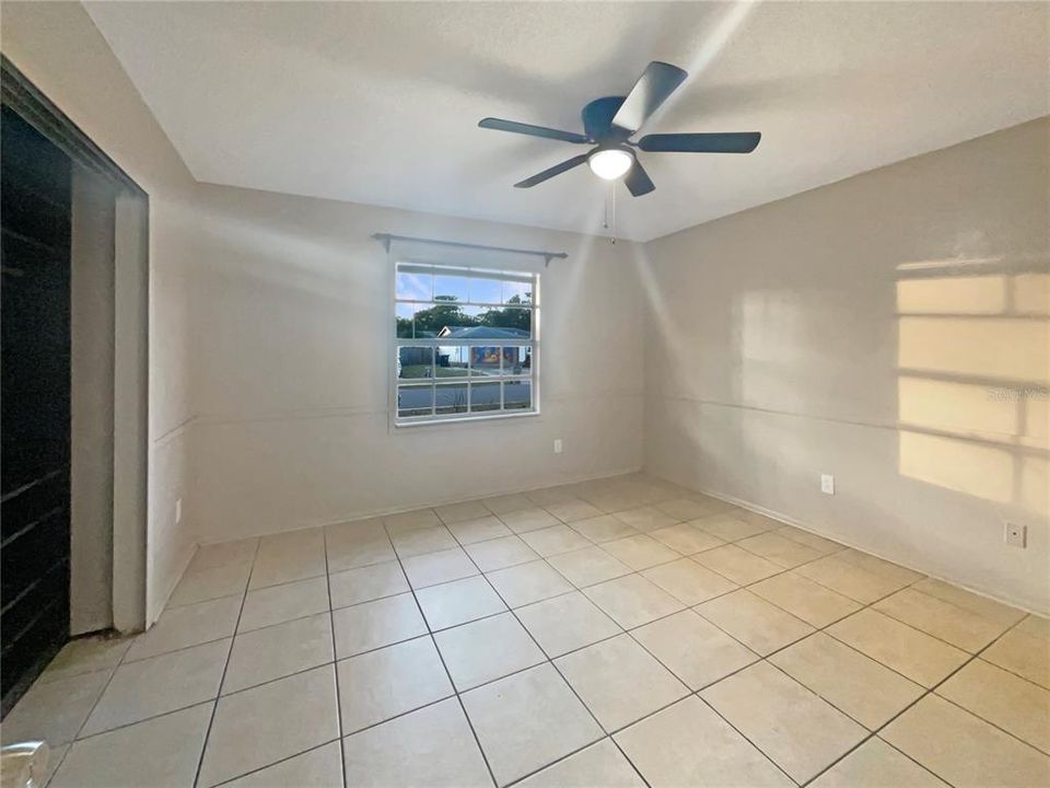 For Sale: $258,000 (3 beds, 1 baths, 1131 Square Feet)