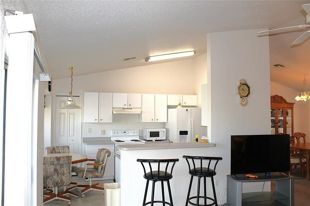 待售: $239,900 (3 贝兹, 2 浴室, 1416 平方英尺)