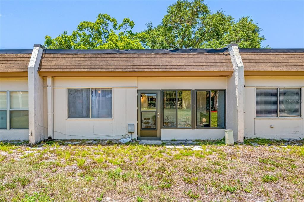 待售: $94,900 (1 贝兹, 1 浴室, 646 平方英尺)