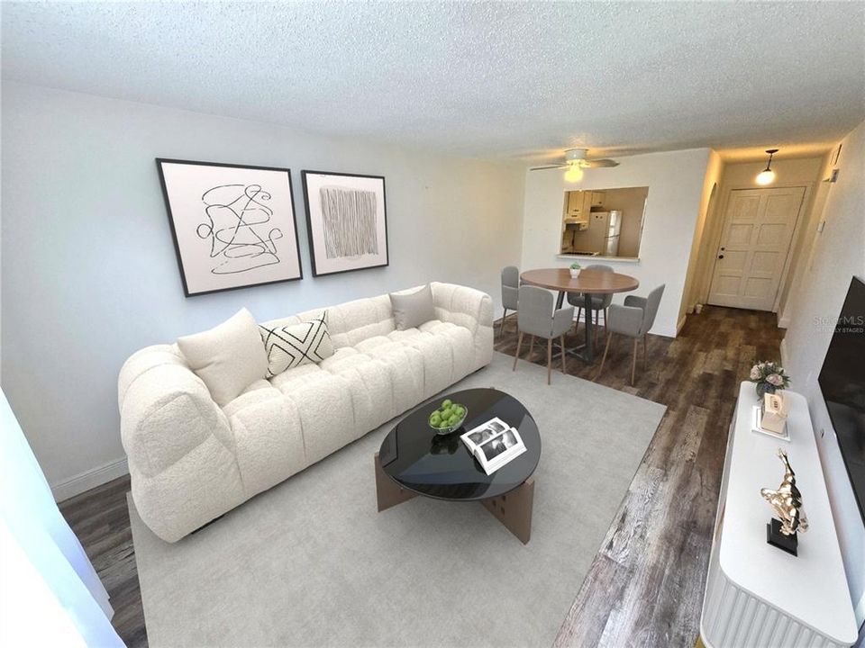 待售: $94,900 (1 贝兹, 1 浴室, 646 平方英尺)