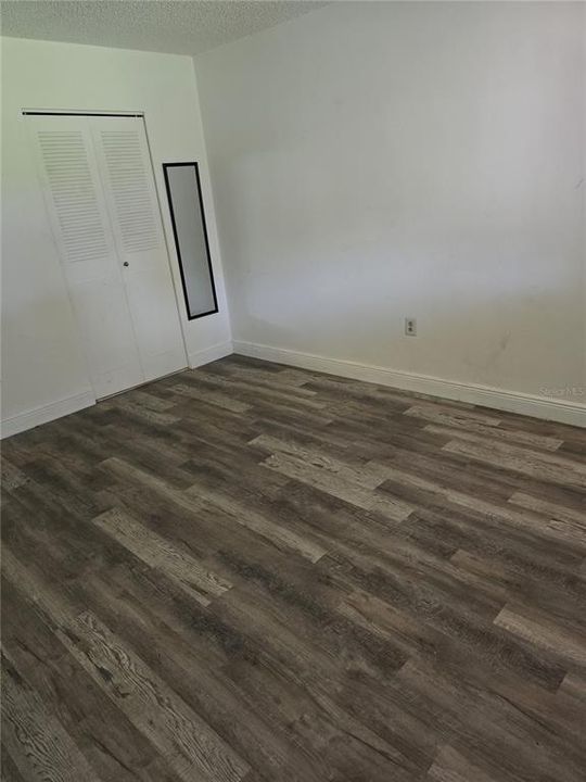 待售: $94,900 (1 贝兹, 1 浴室, 646 平方英尺)