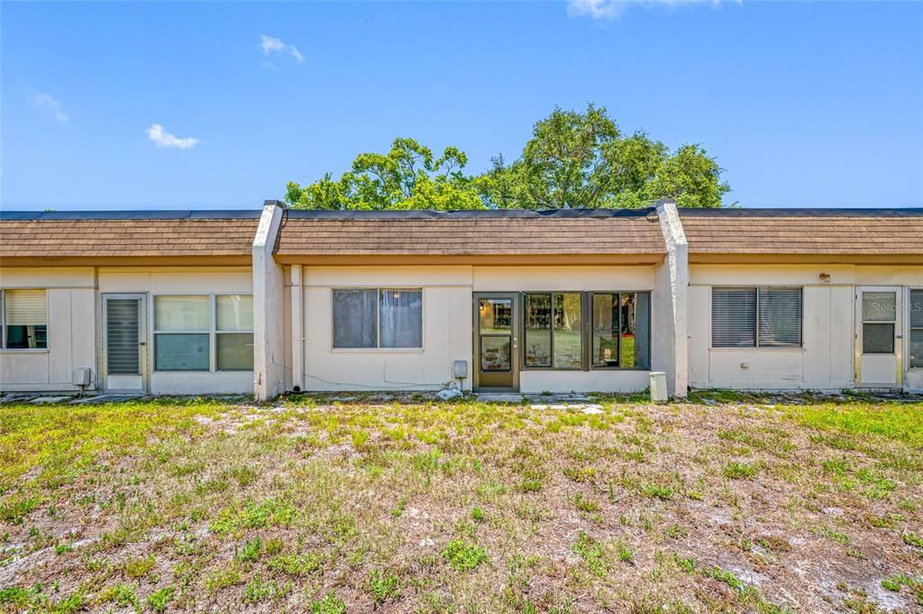 待售: $94,900 (1 贝兹, 1 浴室, 646 平方英尺)