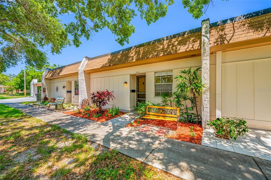 待售: $94,900 (1 贝兹, 1 浴室, 646 平方英尺)