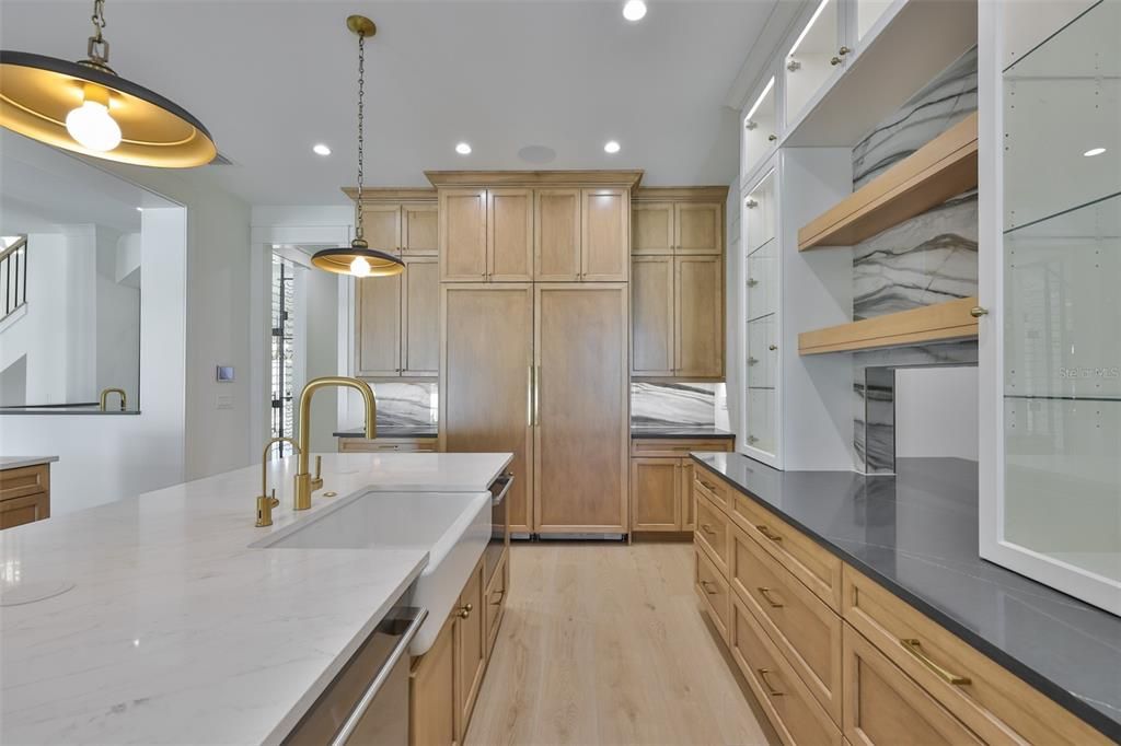 En Venta: $3,199,000 (5 camas, 6 baños, 5165 Pies cuadrados)