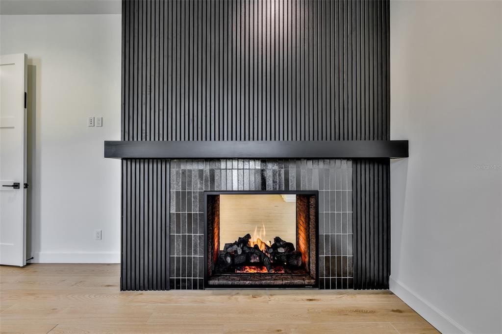 En Venta: $3,199,000 (5 camas, 6 baños, 5165 Pies cuadrados)