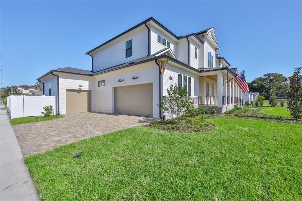 En Venta: $3,199,000 (5 camas, 6 baños, 5165 Pies cuadrados)