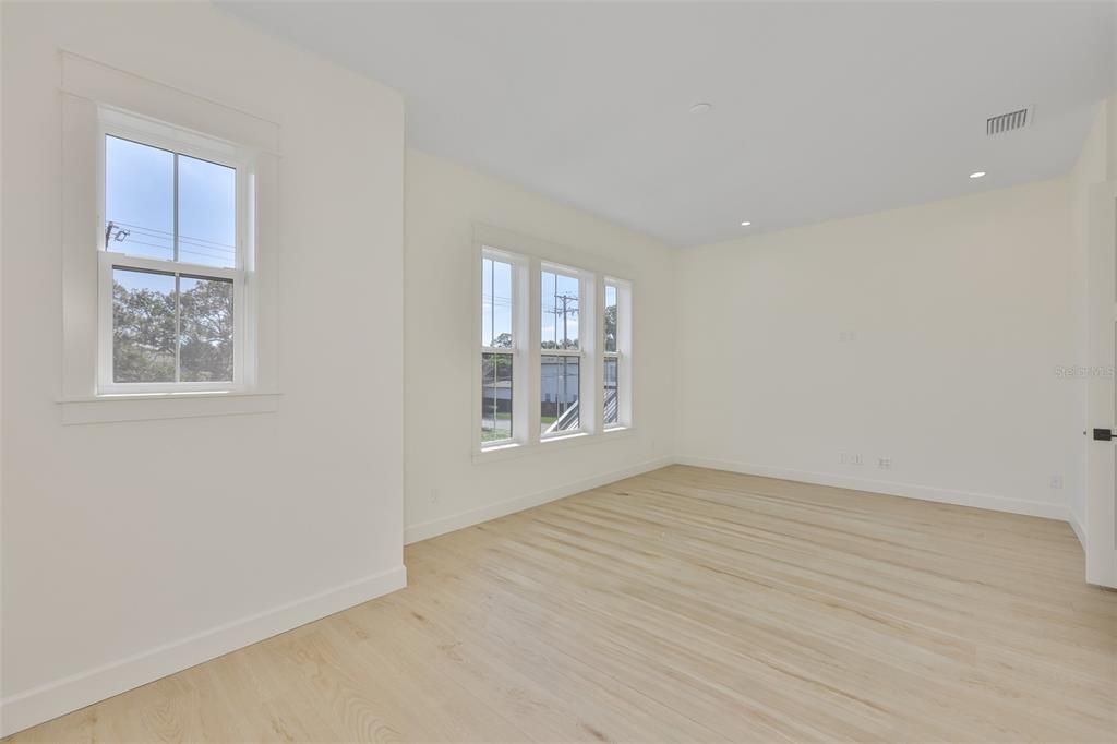 En Venta: $3,199,000 (5 camas, 6 baños, 5165 Pies cuadrados)