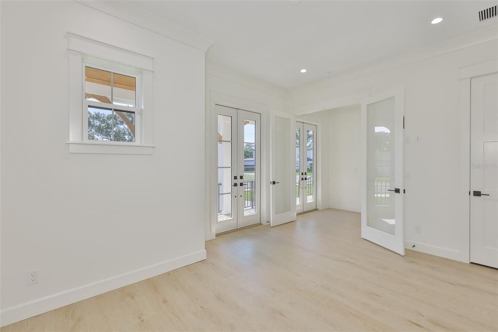 En Venta: $3,199,000 (5 camas, 6 baños, 5165 Pies cuadrados)