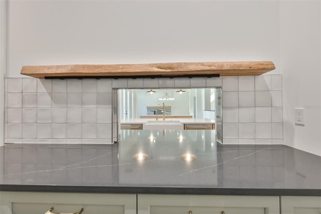 En Venta: $3,199,000 (5 camas, 6 baños, 5165 Pies cuadrados)