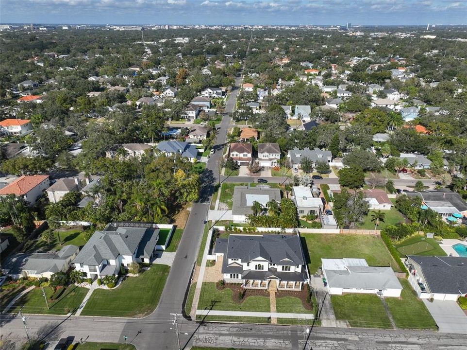 En Venta: $3,199,000 (5 camas, 6 baños, 5165 Pies cuadrados)