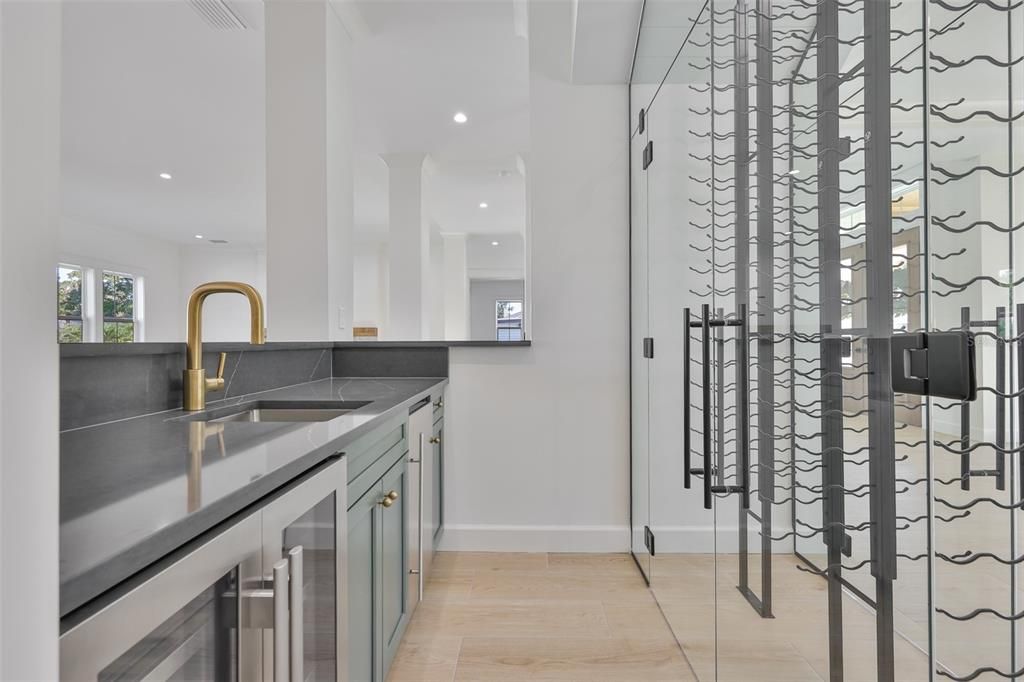 En Venta: $3,199,000 (5 camas, 6 baños, 5165 Pies cuadrados)