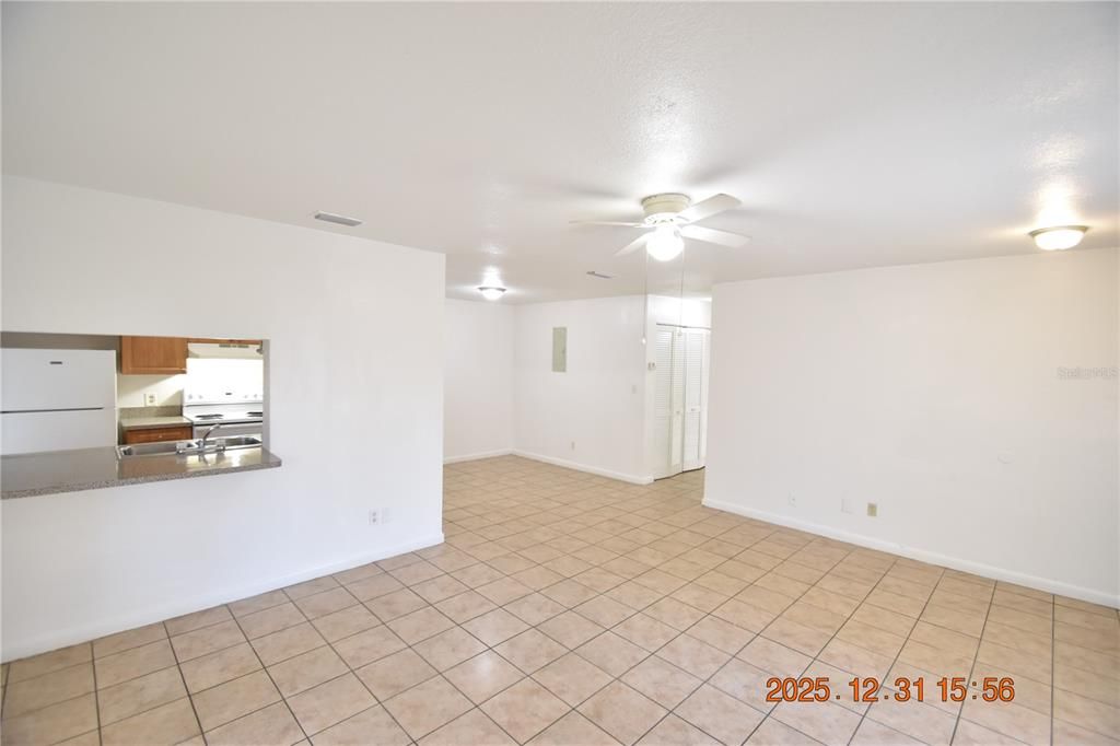 出租: $1,395 (2 贝兹, 2 浴室, 920 平方英尺)