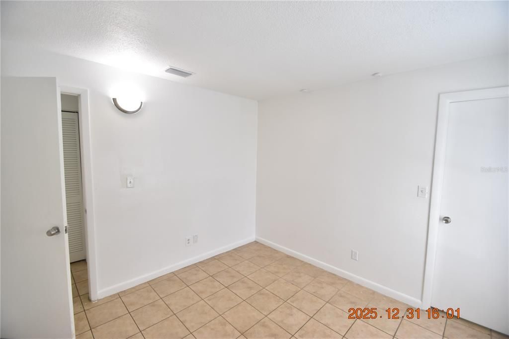 出租: $1,395 (2 贝兹, 2 浴室, 920 平方英尺)