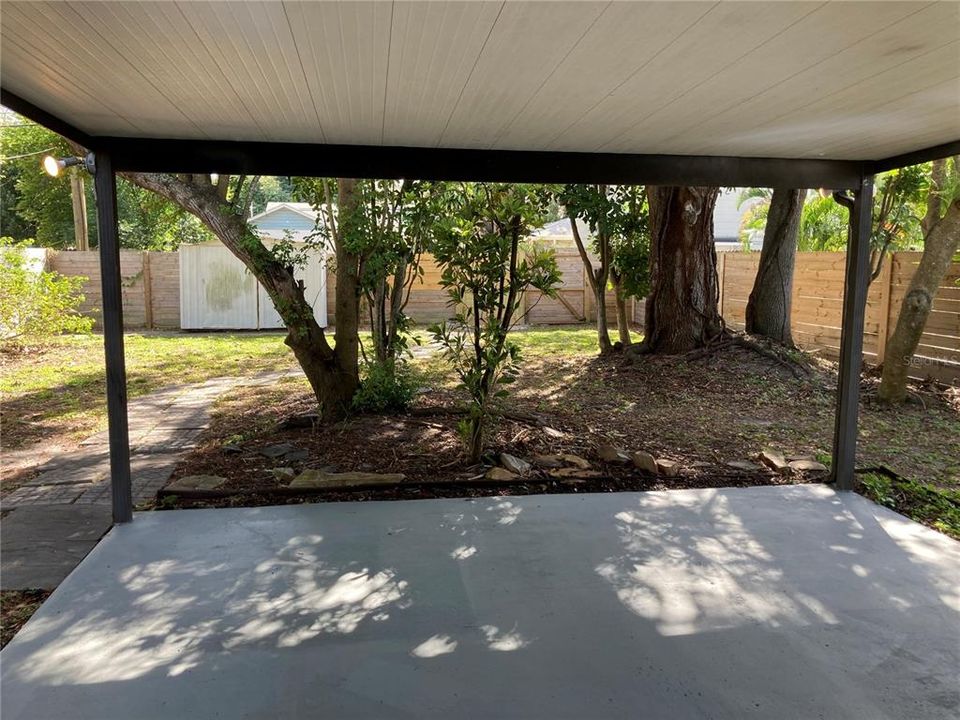 出租: $2,300 (2 贝兹, 2 浴室, 1200 平方英尺)