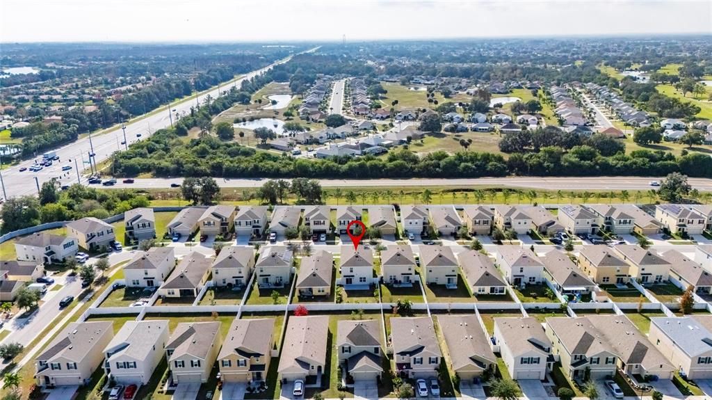 待售: $369,000 (4 贝兹, 2 浴室, 2328 平方英尺)