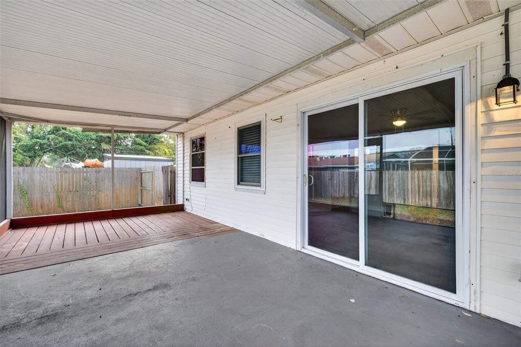 На продажу: $220,000 (2 спален, 1 ванн, 1332 Квадратных фут)