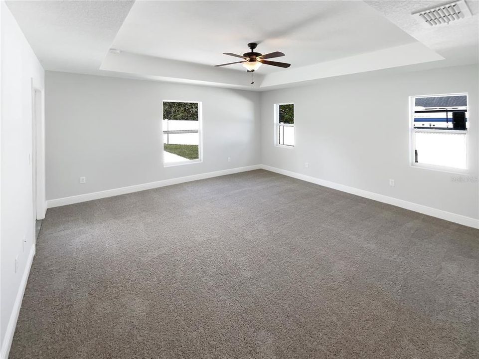 На продажу: $646,000 (4 спален, 3 ванн, 2277 Квадратных фут)