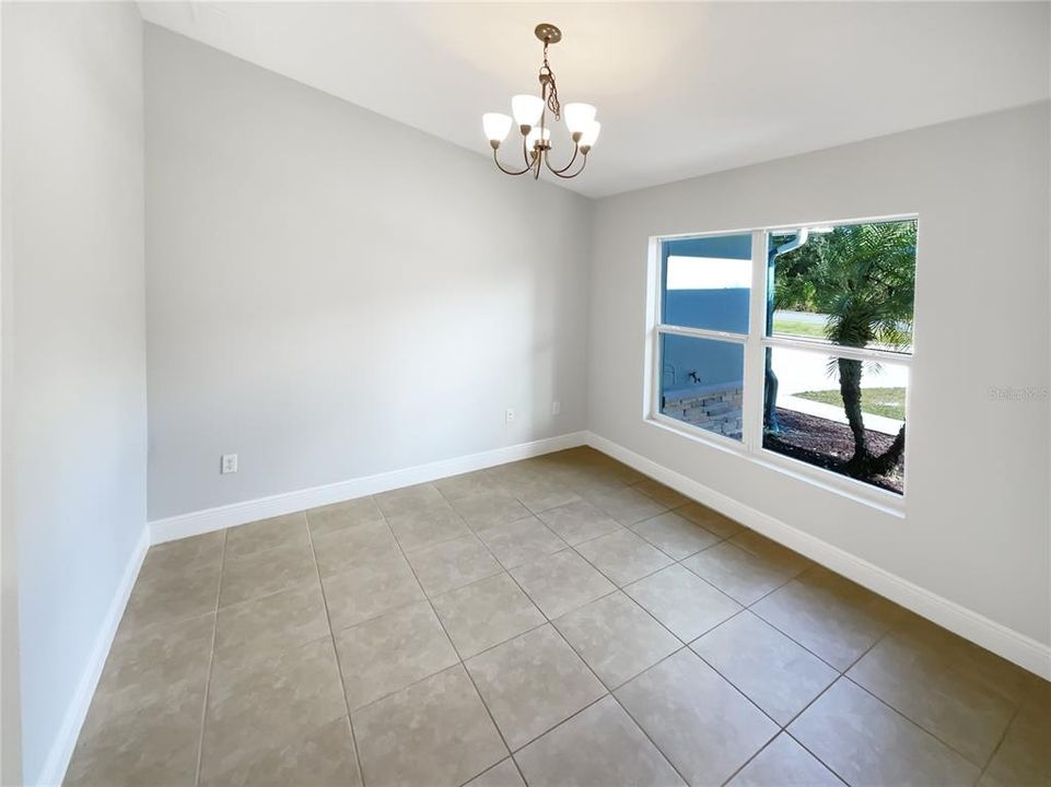 На продажу: $646,000 (4 спален, 3 ванн, 2277 Квадратных фут)