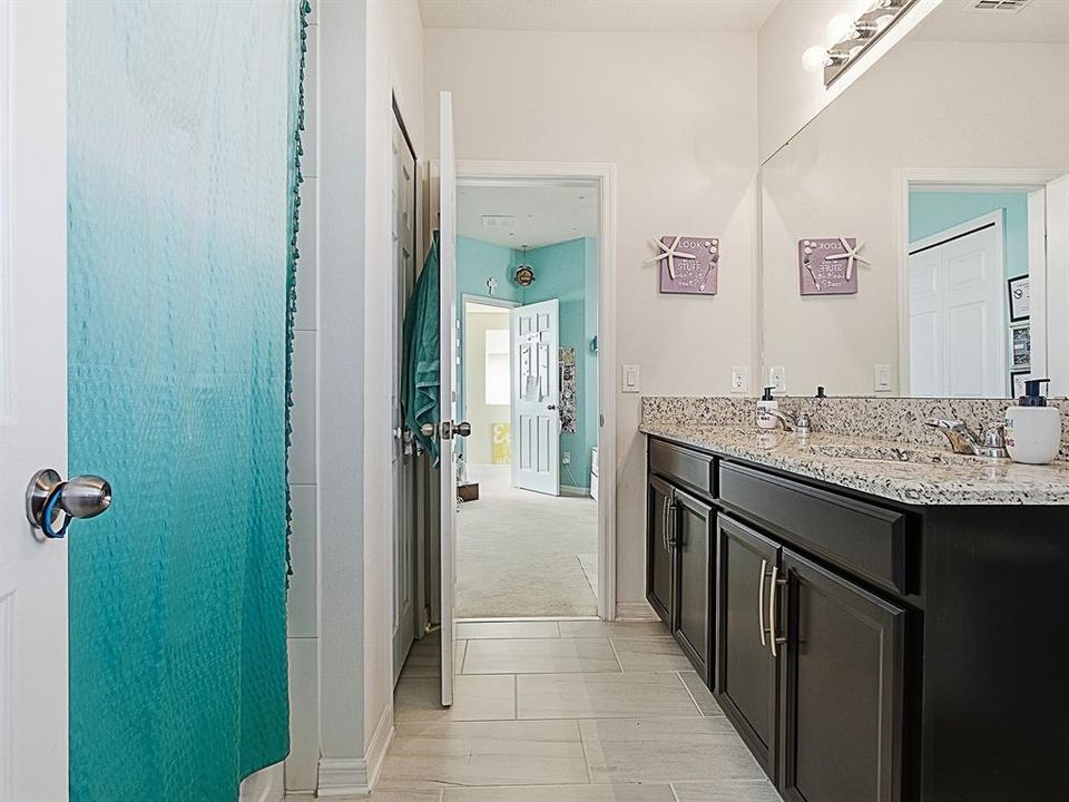 For Sale: $899,900 (4 beds, 3 baths, 2946 Square Feet)