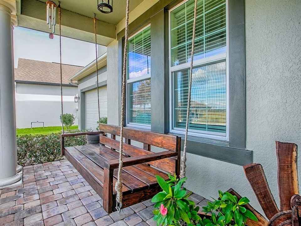 For Sale: $899,900 (4 beds, 3 baths, 2946 Square Feet)