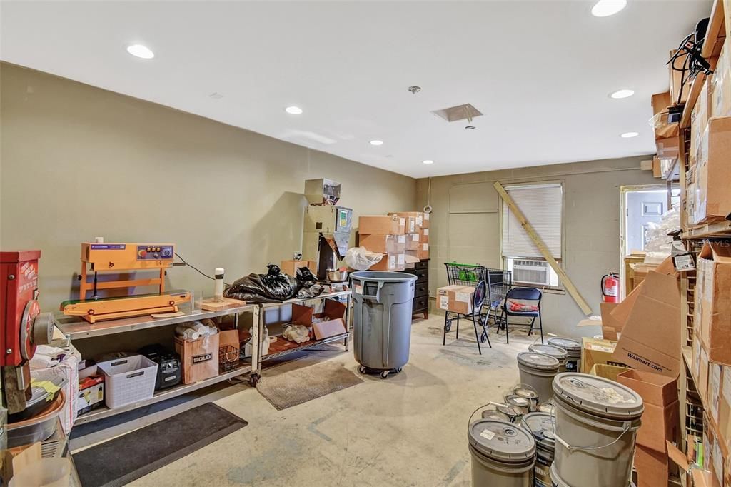 For Sale: $359,999 (0 beds, 0 baths, 1800 Square Feet)