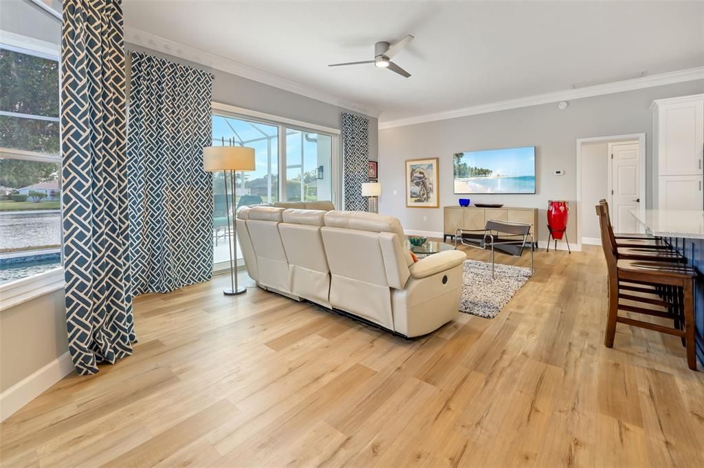 待售: $665,000 (3 贝兹, 3 浴室, 2306 平方英尺)