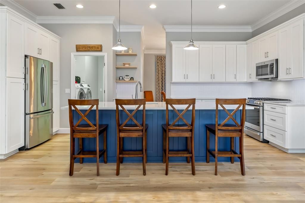 待售: $665,000 (3 贝兹, 3 浴室, 2306 平方英尺)