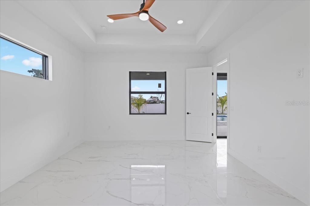 待售: $415,000 (3 贝兹, 4 浴室, 2097 平方英尺)