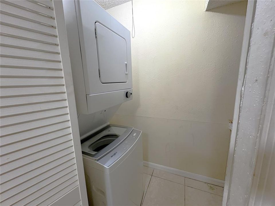 For Rent: $1,400 (1 beds, 1 baths, 750 Square Feet)