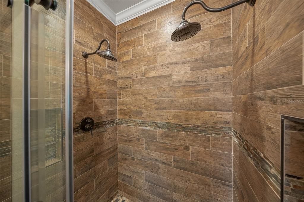 出租: $2,100 (3 贝兹, 2 浴室, 1252 平方英尺)