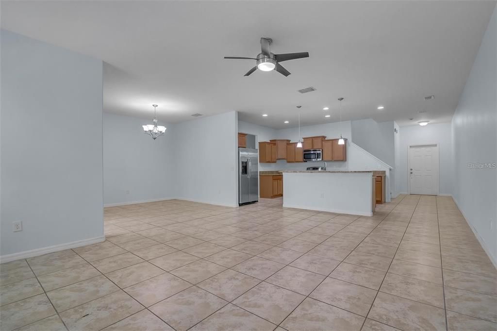 For Sale: $380,000 (3 beds, 2 baths, 2319 Square Feet)