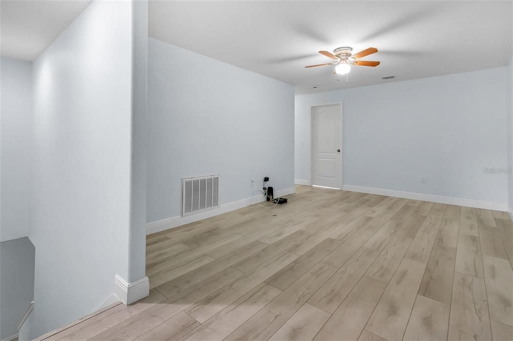 For Sale: $380,000 (3 beds, 2 baths, 2319 Square Feet)