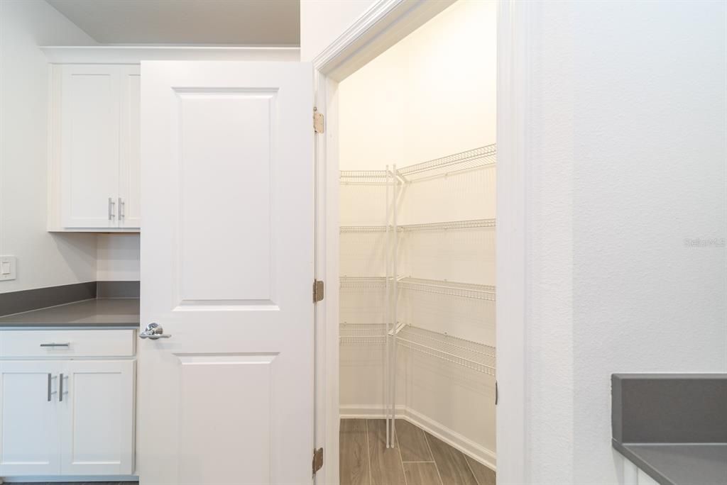 For Sale: $590,000 (4 beds, 3 baths, 2274 Square Feet)