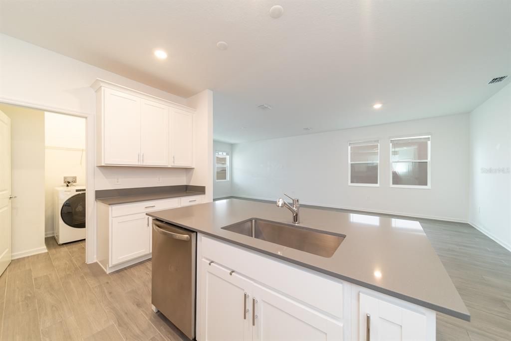 For Sale: $590,000 (4 beds, 3 baths, 2274 Square Feet)