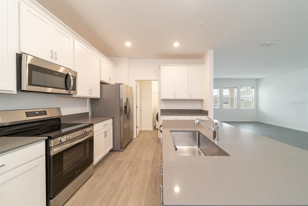 For Sale: $590,000 (4 beds, 3 baths, 2274 Square Feet)